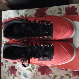 Nike air tech challenge hybrid size 12.5